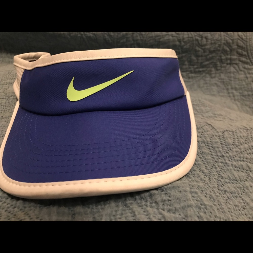 💙 Nike visor💙
